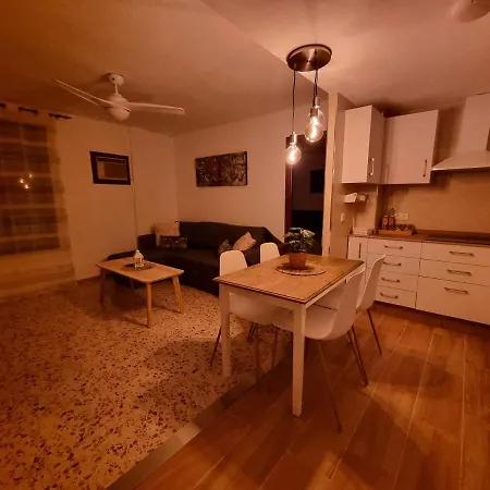 Del Alcazar Viejo De San Basilio Apartment Cordoba